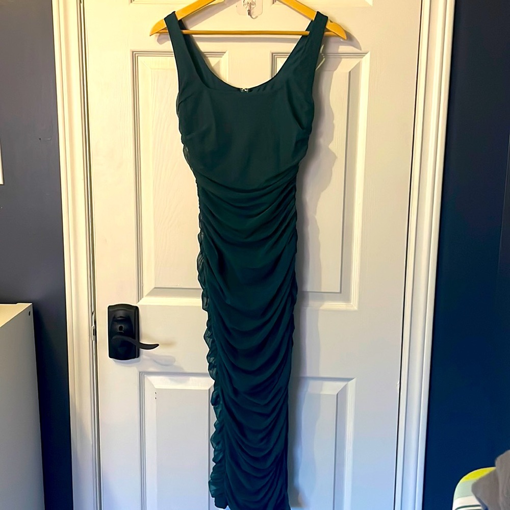 Privy NWT ruched bodycon tank dress with leg slit forest green size M